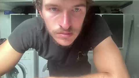 Snapshot of bitedeforain chatting on 13, 9, 2025 bitedeforain online show from 13, 9, 2025