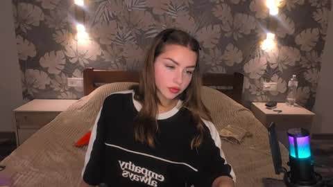 Snapshot of bitter__peach chatting on 19, 5, 2026 Margo online show from 19, 5, 2026