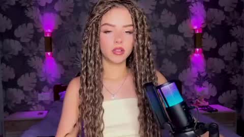 Snapshot of bitter__peach chatting on 9, 7, 2026 Margo online show from 9, 7, 2026