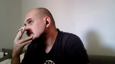Snapshot of bixbax007 chatting on 19, 6, 2026 George Maria online show from 19, 6, 2026