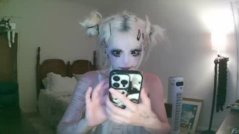 Snapshot of bl0odsyring3 chatting on 9, 7, 2026 vampire fang online show from 9, 7, 2026
