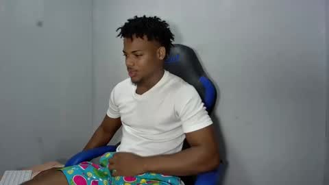 Snapshot of black_dicck chatting on 8, 6, 2026 tu morenito online show from 8, 6, 2026