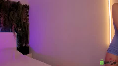 Snapshot of black_jenny chatting on 10, 10, 2025 Jenny online show from 10, 10, 2025