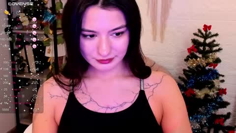 Snapshot of black_pant3r chatting on 13, 12, 2024 Mon Mon online show from 13, 12, 2024