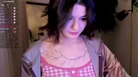 Snapshot of black_pant3r chatting on 8, 2, 2025 Mon Mon online show from 8, 2, 2025