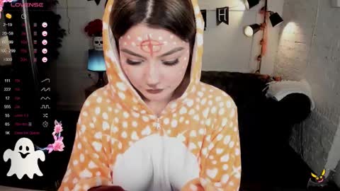 Mon Mon online show from 1, 11, 2025