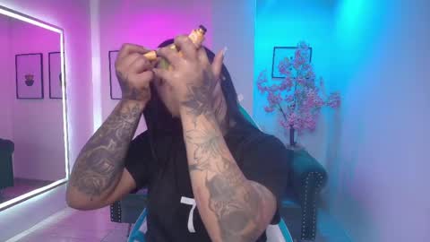 Snapshot of black_roseee chatting on 28, 4, 2026 Rousse online show from 28, 4, 2026
