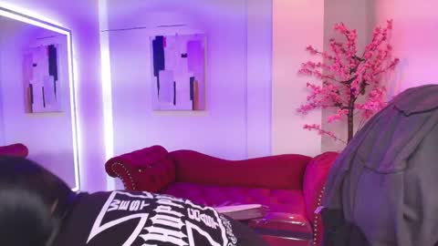 Snapshot of black_roseee chatting on 10, 5, 2026 Rousse online show from 10, 5, 2026
