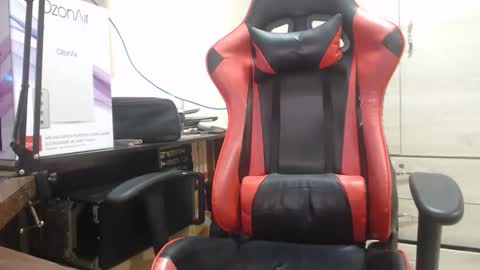 Black online show from 19, 2, 2026