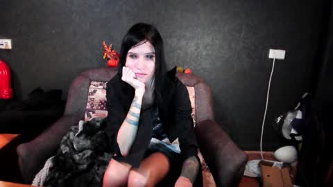 Kristin online show from 12, 12, 2024