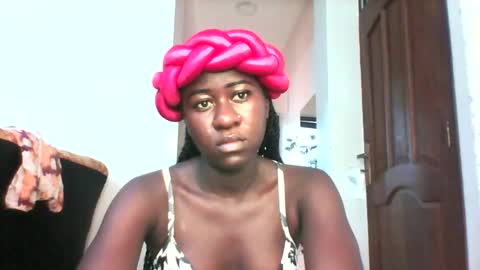 Snapshot of blackafrica2023 chatting on 28, 2, 2025 black african online show from 28, 2, 2025
