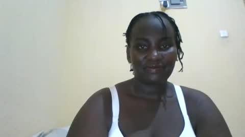 Snapshot of blackbeauty002 chatting on 7, 5, 2026 PACIFICA online show from 7, 5, 2026