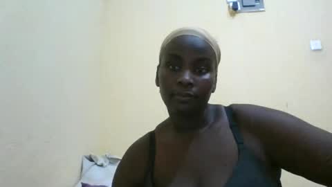 Snapshot of blackbeauty002 chatting on 18, 5, 2026 PACIFICA online show from 18, 5, 2026