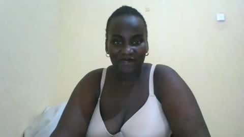Snapshot of blackbeauty002 chatting on 26, 5, 2026 PACIFICA online show from 26, 5, 2026