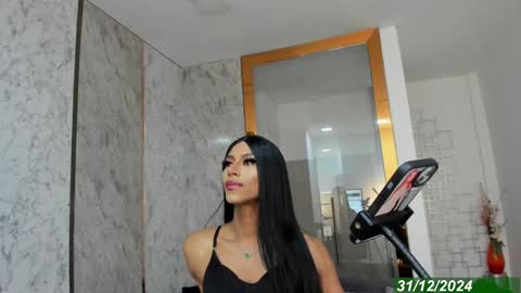 Snapshot of blackbeauty_ts chatting on 31, 12, 2024 Nina online show from 31, 12, 2024