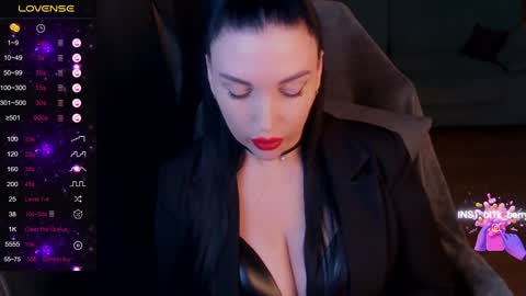 blackberry_star online show from 12, 12, 2024