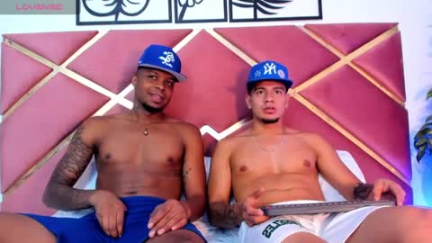 Snapshot of blackdreams1__ chatting on 2, 12, 2024 Black Dreams online show from 2, 12, 2024