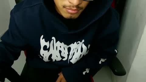 Snapshot of blackfox_desire chatting on 4, 5, 2026 mateo online show from 4, 5, 2026