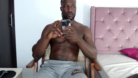 Twtter 1MikeBeckford            Onlyfns beckfordmike online show from 11, 1, 2025