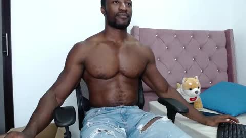 Twtter 1MikeBeckford            Onlyfns beckfordmike online show from 28, 2, 2025