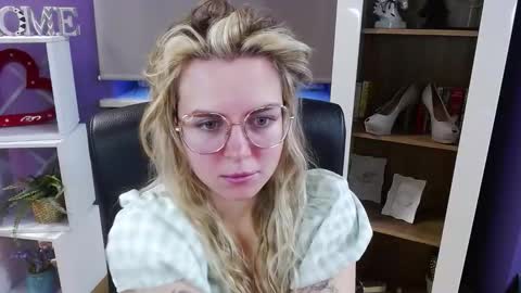 Z O E Y online show from 27, 2, 2026