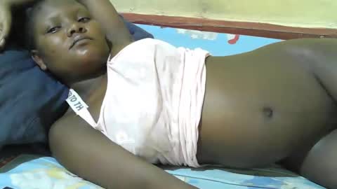 Snapshot of blackslim_girl2 chatting on 21, 5, 2026 blackslim_girl2 online show from 21, 5, 2026