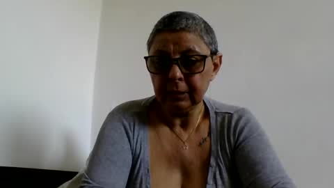 Snapshot of blackwidow05 chatting on 18, 4, 2026 Black Widow online show from 18, 4, 2026