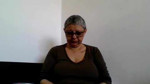 Snapshot of blackwidow05 chatting on 28, 4, 2026 Black Widow online show from 28, 4, 2026