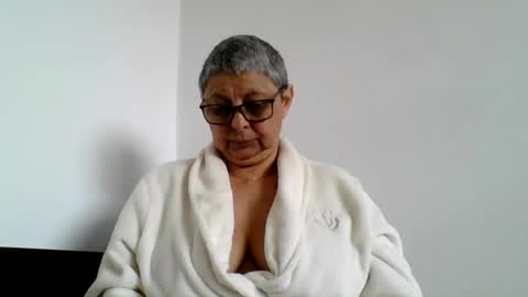 Snapshot of blackwidow05 chatting on 2, 5, 2026 Black Widow online show from 2, 5, 2026