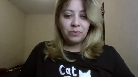 Johana S online show from 8, 3, 2025