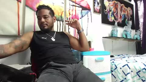 Snapshot of blade_foxx chatting on 19, 12, 2024 Richard online show from 19, 12, 2024