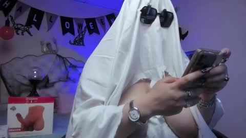 Snapshot of blair_elliis chatting on 10, 10, 2025 Blair online show from 10, 10, 2025