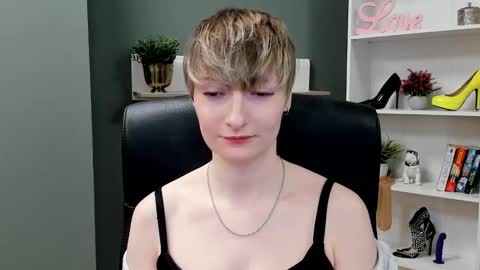 Snapshot of blair_erotic chatting on 26, 9, 2025 Blair online show from 26, 9, 2025