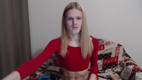 Snapshot of blaire_18 chatting on 4, 1, 2025 blaire 18 online show from 4, 1, 2025