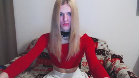 Snapshot of blaire_18 chatting on 5, 1, 2025 blaire 18 online show from 5, 1, 2025