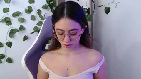   online show from 8, 2, 2025