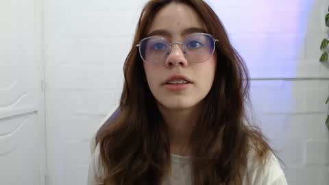   online show from 22, 9, 2025