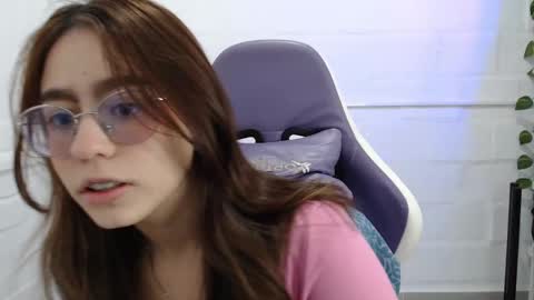   online show from 6, 10, 2025