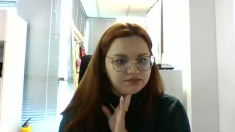 Lary online show from 1, 12, 2025