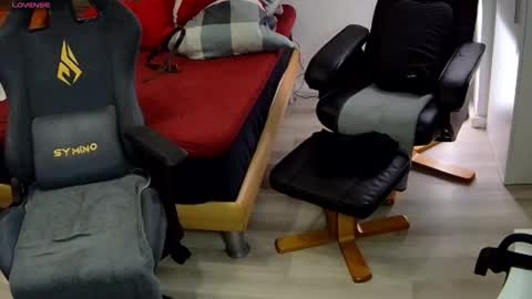 Snapshot of blazinghoney chatting on 14, 11, 2025 Honey online show from 14, 11, 2025