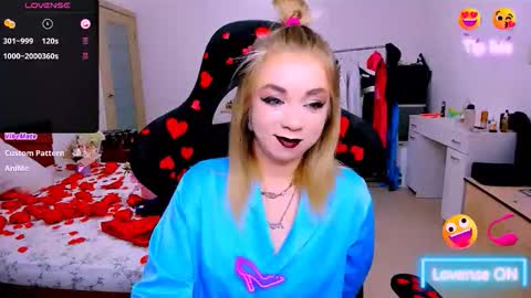 Nicole online show from 19, 2, 2026