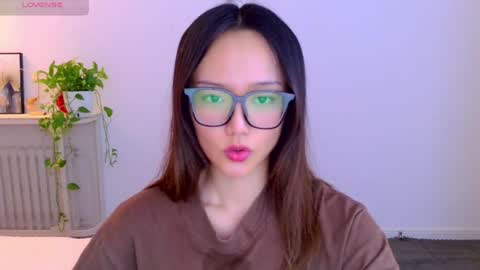 Snapshot of blon_kater chatting on 25, 6, 2026 YoYo online show from 25, 6, 2026