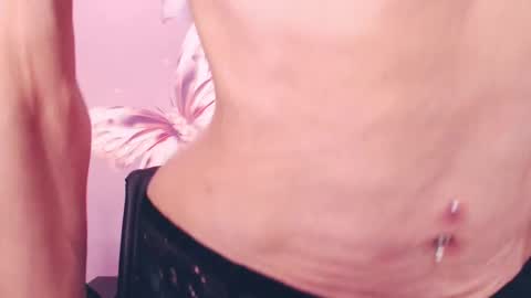 Snapshot of blond_pussy_ chatting on 16, 1, 2025 blond_pussy_ online show from 16, 1, 2025