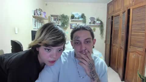 Snapshot of blondandtattooface chatting on 4, 1, 2025 blondandtattooface online show from 4, 1, 2025