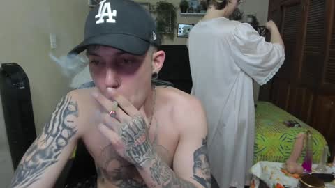 Snapshot of blondandtattooface chatting on 4, 2, 2025 blondandtattooface online show from 4, 2, 2025