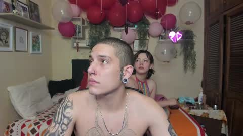 Snapshot of blondandtattooface chatting on 18, 2, 2025 blondandtattooface online show from 18, 2, 2025