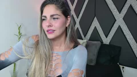 alejandra online show from 8, 6, 2026