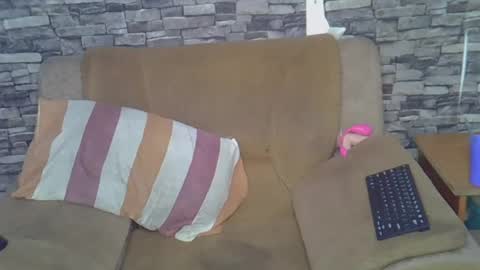 blonde_creamy online show from 26, 6, 2026