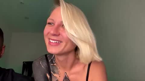 Snapshot of blonde_fuck_couple chatting on 3, 6, 2026 blonde_fuck_couple online show from 3, 6, 2026
