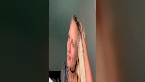 Snapshot of blonde_fuck_couple chatting on 12, 6, 2026 blonde_fuck_couple online show from 12, 6, 2026